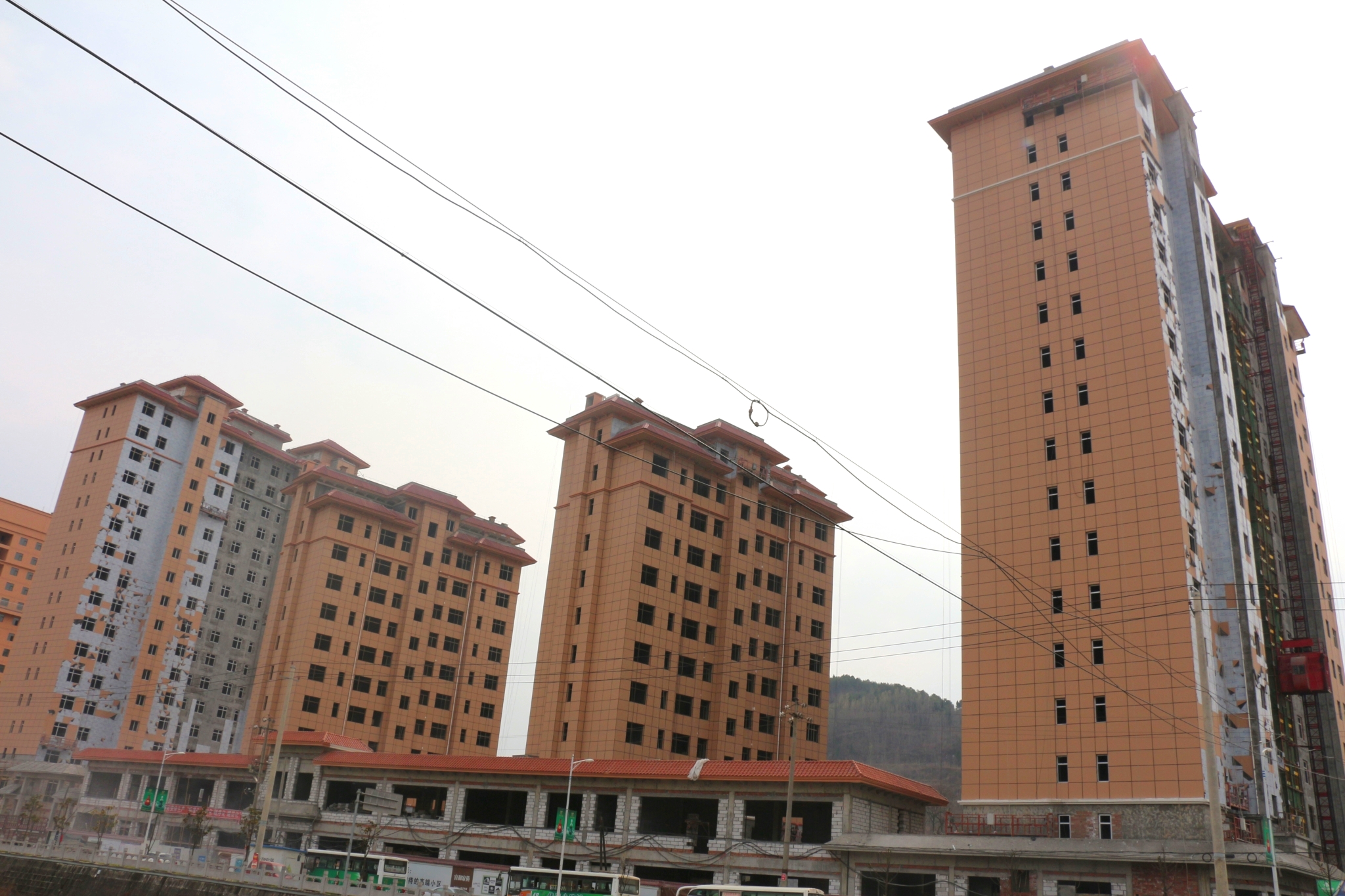 ���_(d��)��˾���(xi��ng)Ŀ�_(k��i)����(f��)��ʩ���M(j��n)��������M(j��n)