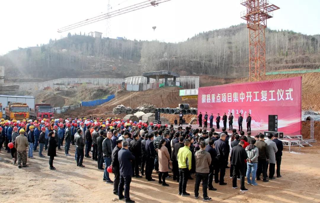 �տh�e�����c(di��n)�(xi��ng)Ŀ�����_����(f��)���xʽ